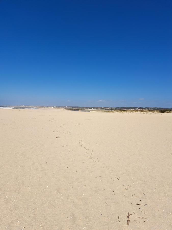 Beachwalk Guesthouse อีสมอริซ ภายนอก รูปภาพ