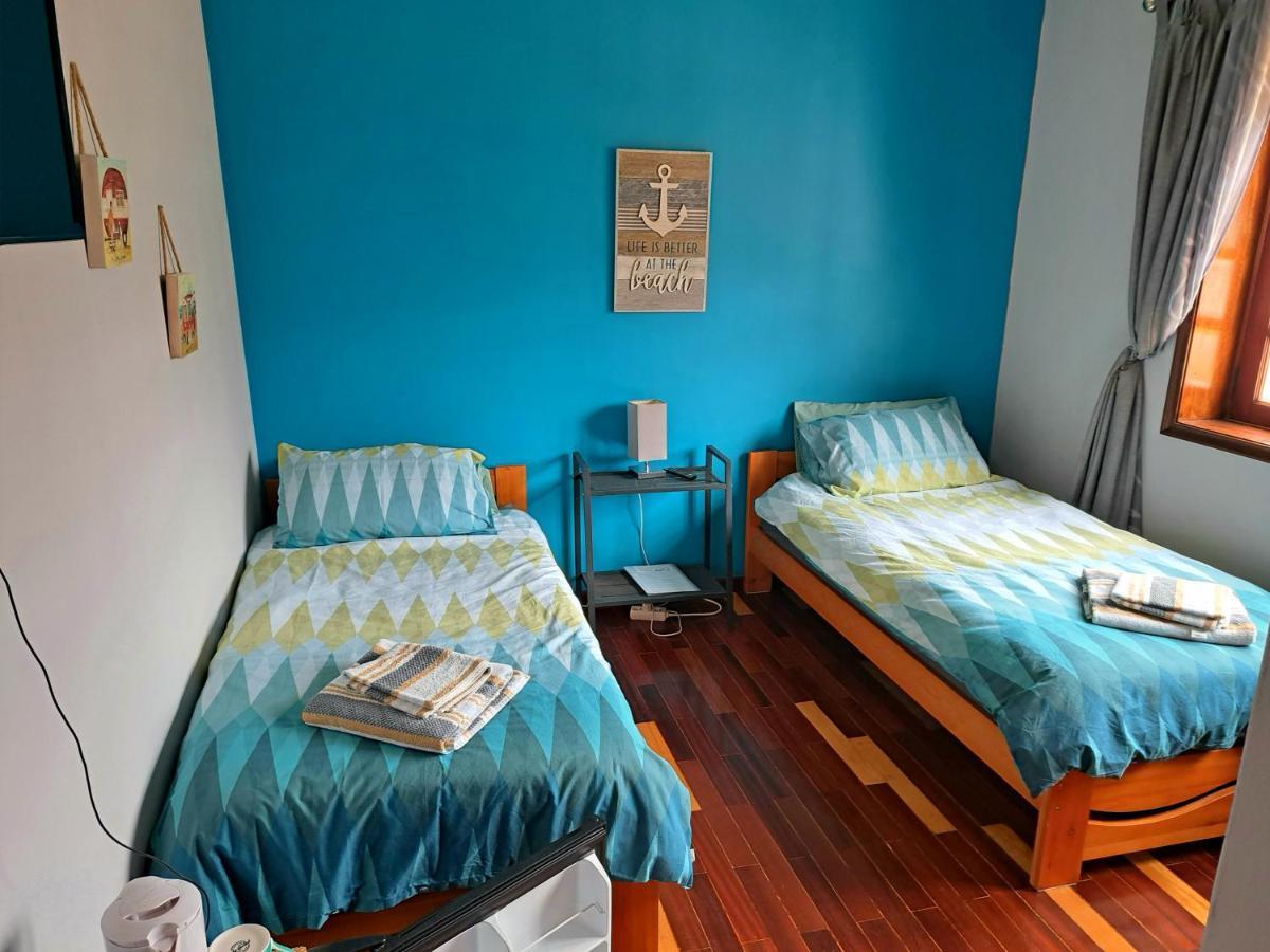 Beachwalk Guesthouse อีสมอริซ ภายนอก รูปภาพ